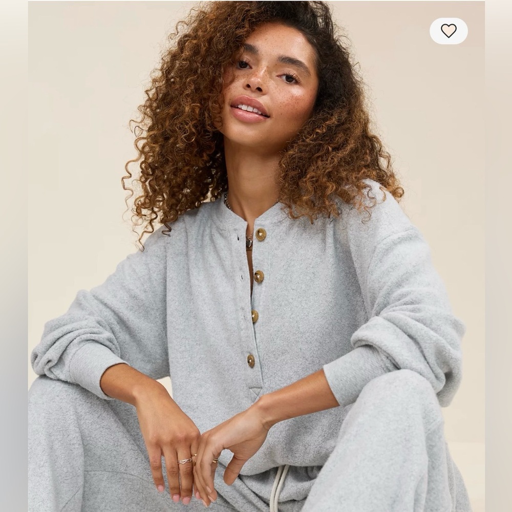 AERIE Terry Cloth Sweatshirt Henley Collar Buttons Grey Oversized Cozy LARGE